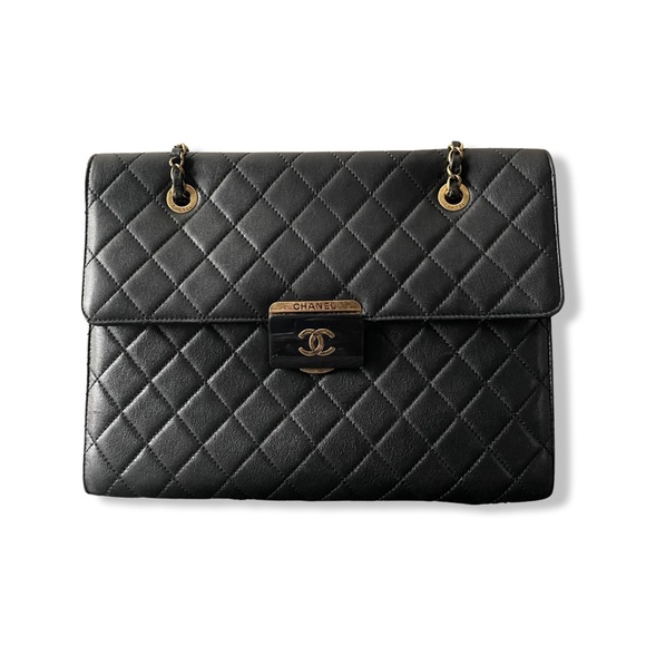 CHANEL Lambskin Quilted Beauty Lock Tote Leather Flap Medium Handbag Purse - Picture 3 of 15